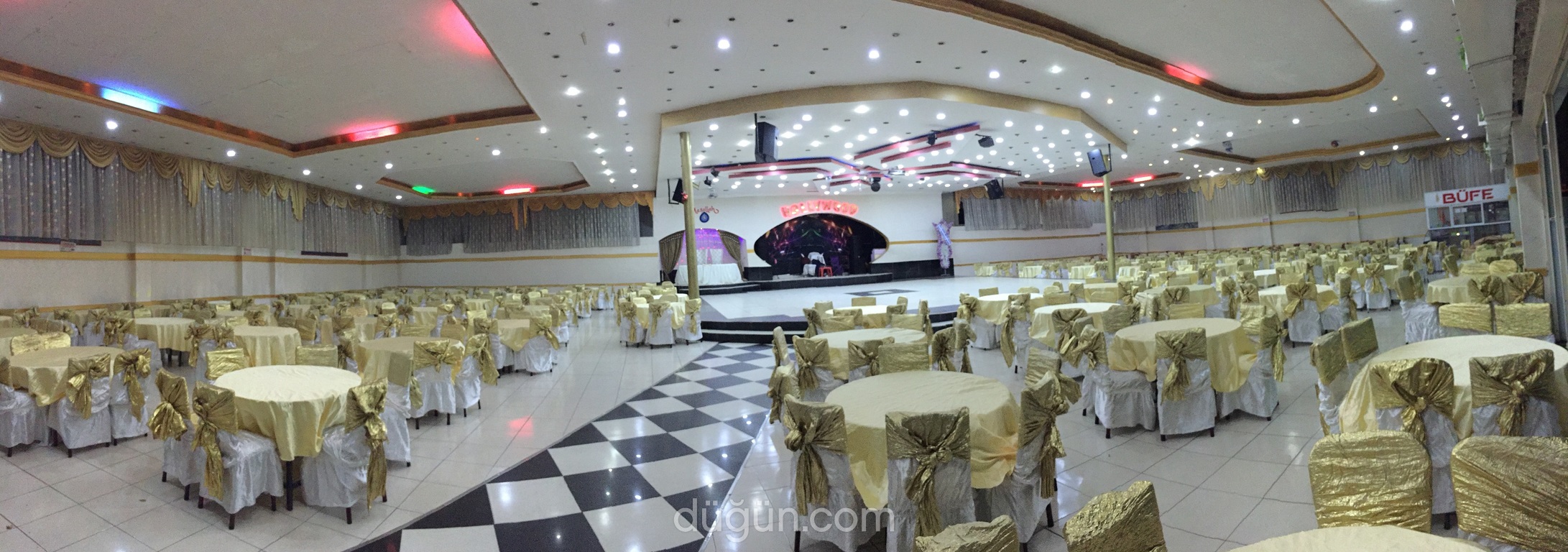 Hollywood Gold Plaza