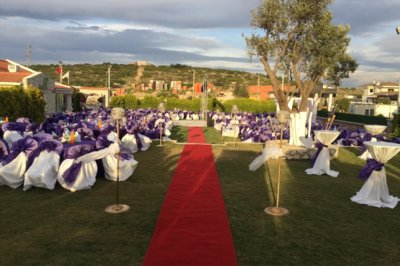 Keyifli Kır Düğün Bahçesi Çeşme