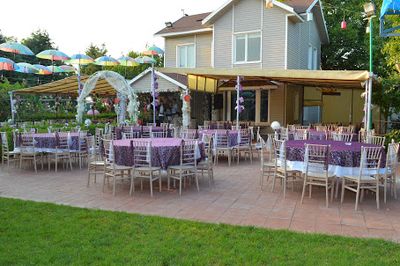 Rose Garden Kır Bahçesi