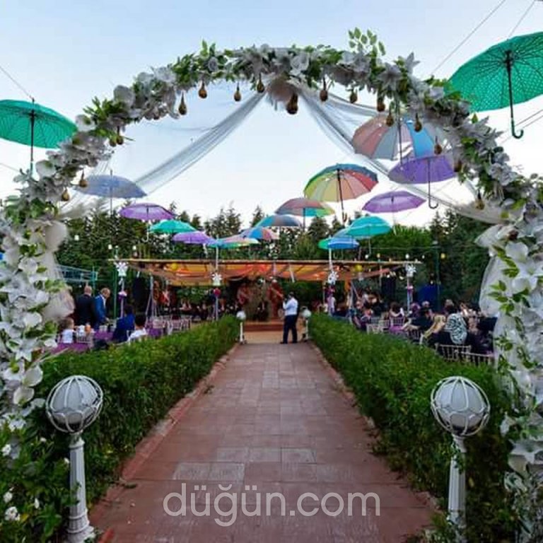 Rose Garden Kır Bahçesi