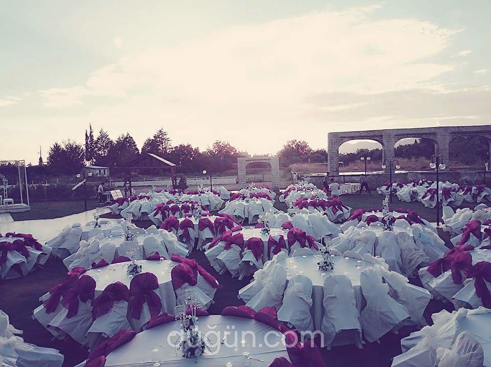 Anadolu Yakası Kır Bahçesi