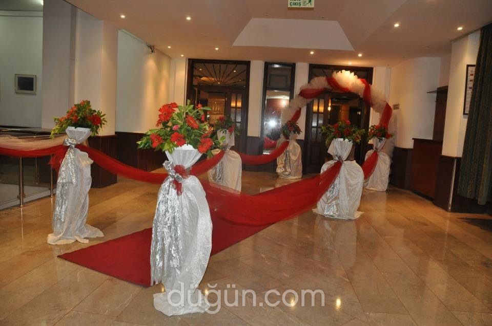 Antalya Öğretmen Evi Fiyatları Kına ve Bekarlığa Veda Mekan Antalya