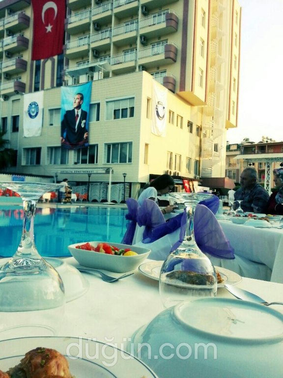 Antalya Öğretmen Evi