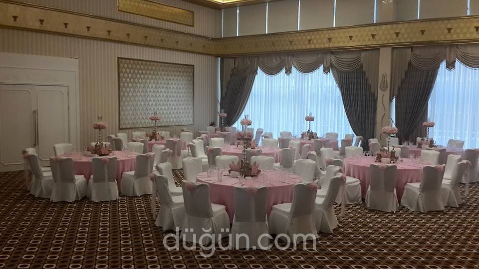 Mitannia Regency Hotel