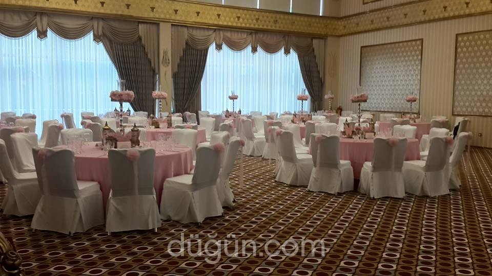 Mitannia Regency Hotel