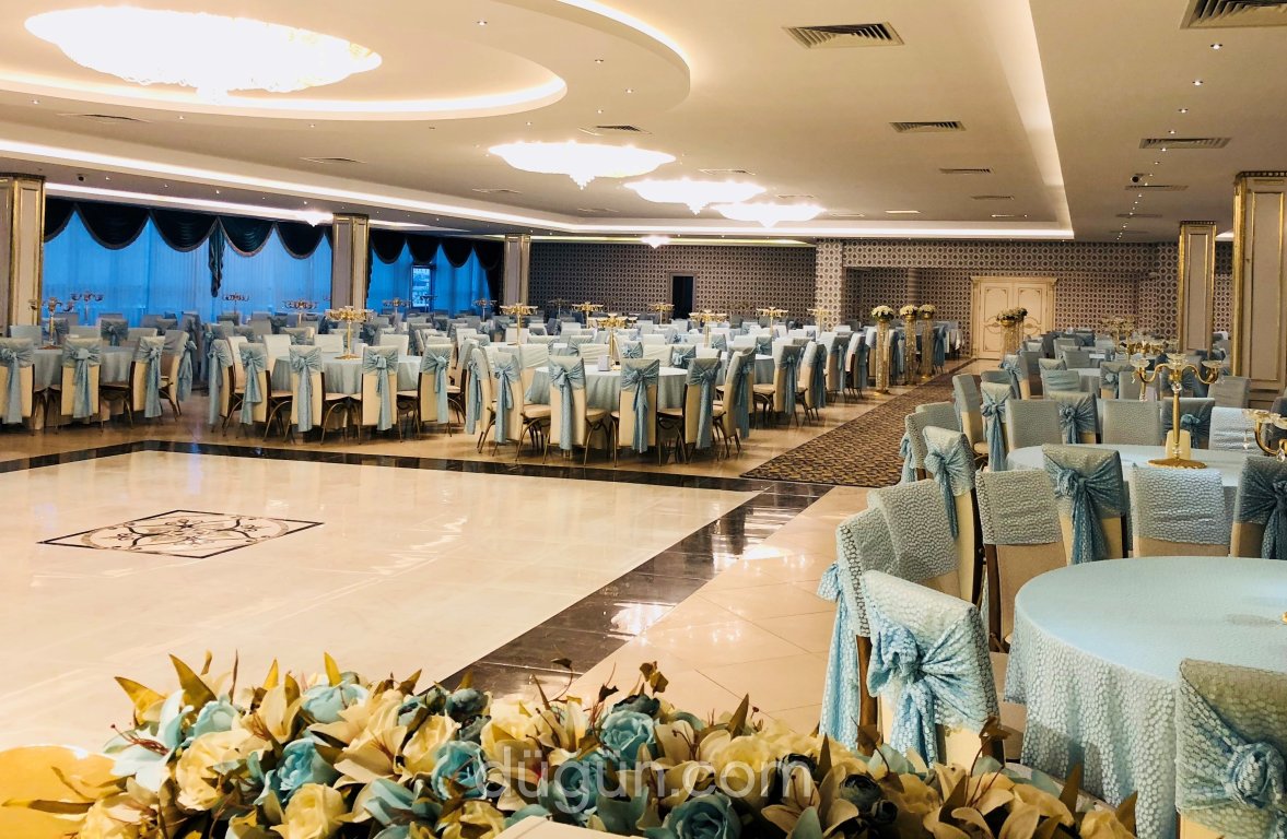 Aina Düğün Sarayı