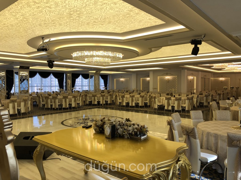 Aina Düğün Sarayı