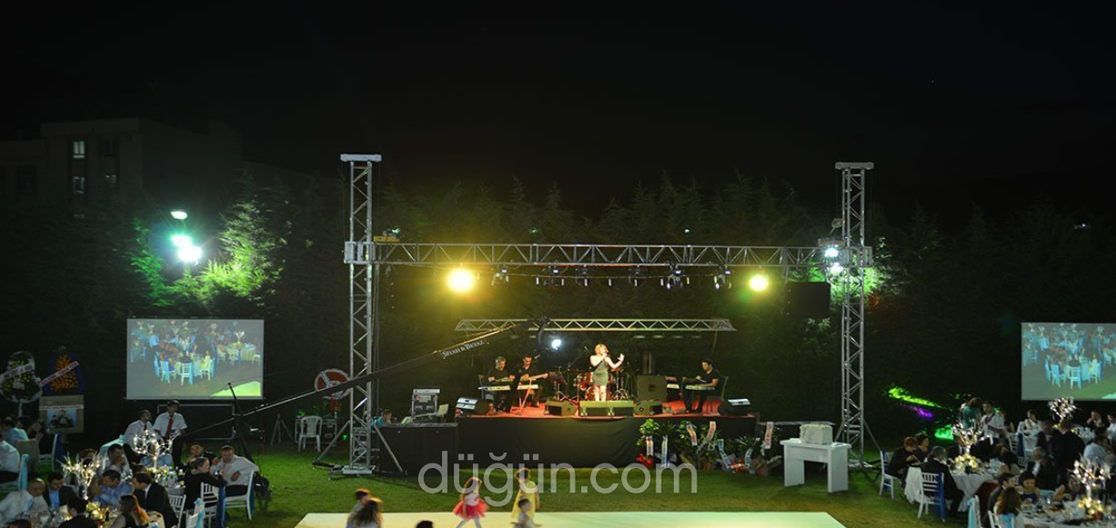 Balıkesir Köfte'si Kır Bahçesi