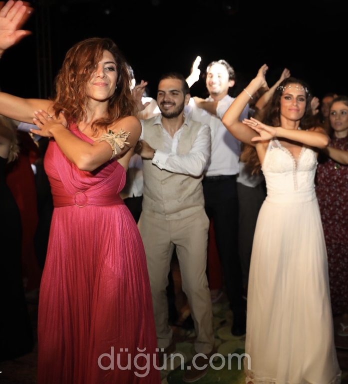 Düğün ve Dans