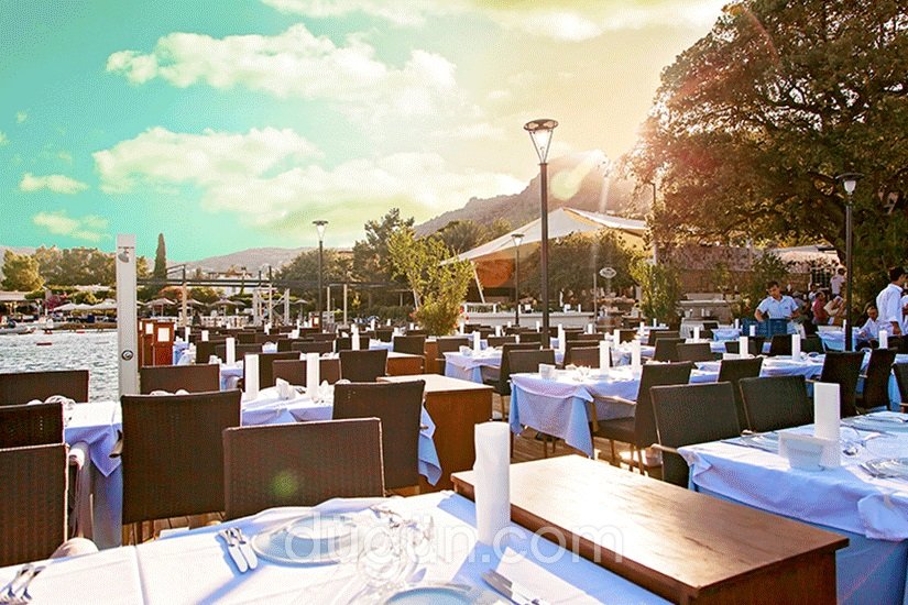 Arnavutköy Balıkçısı