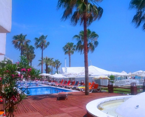 Banana Beach Hotel