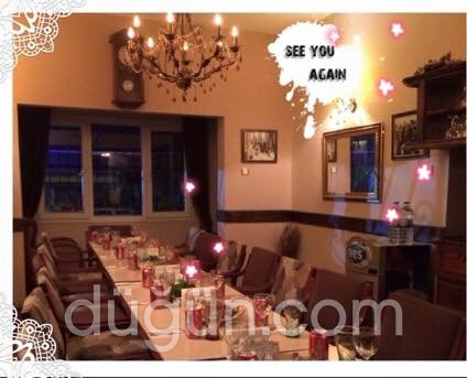 Rooms Cafe & Restaurant