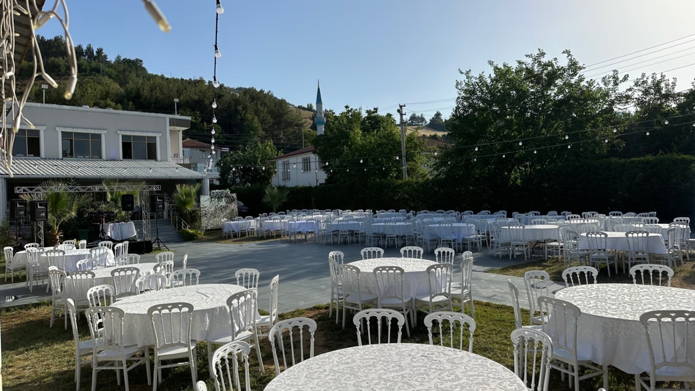 Yıldızlar Garden Kır Düğünü