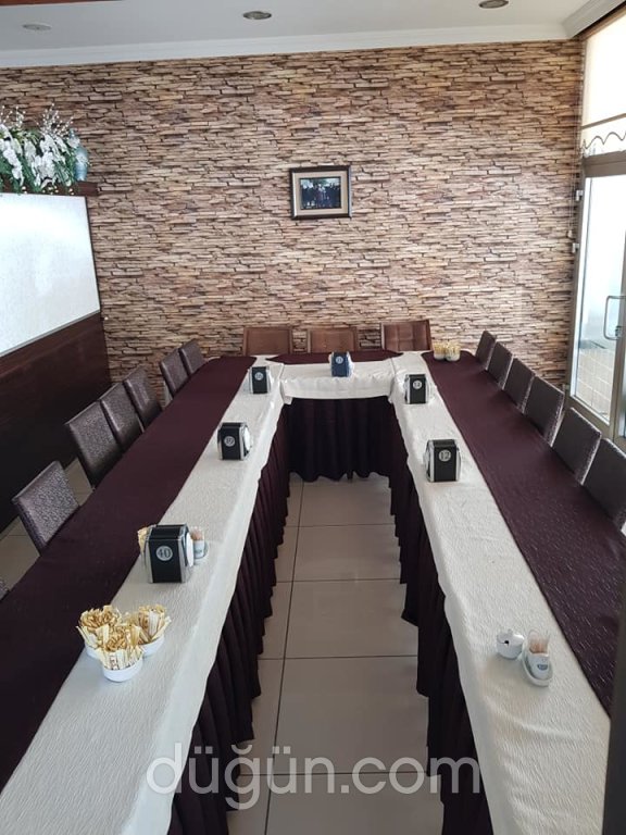 İlhan Usta'nın Yeri