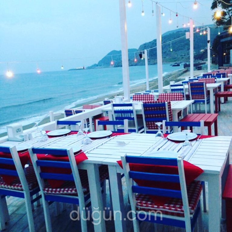 Mırmır Beach & Restaurant
