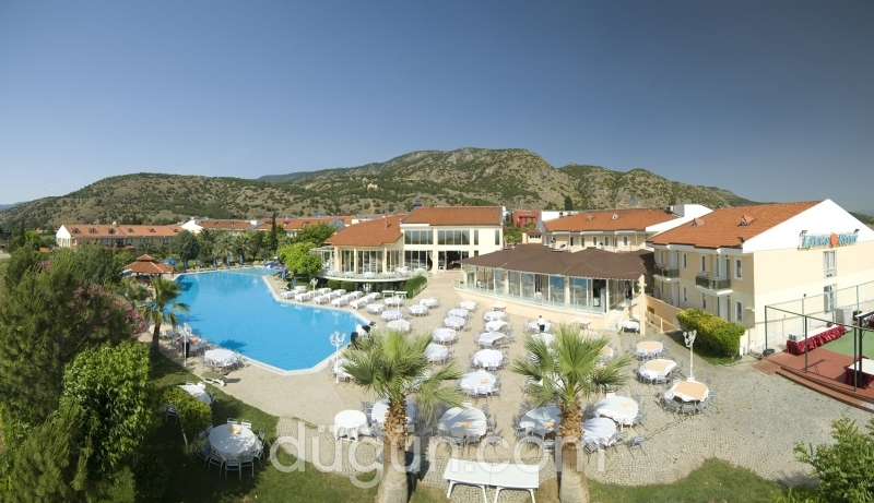 Lycus River Hotels