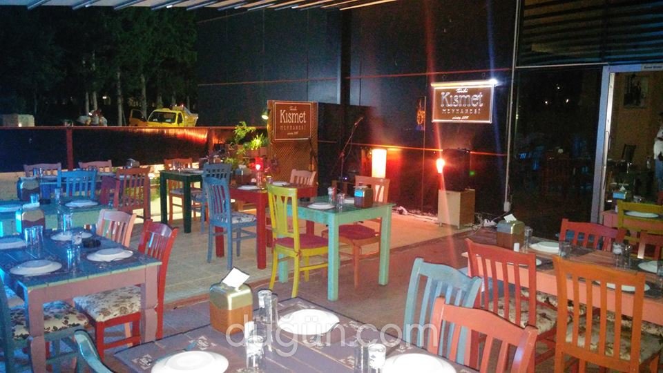 Tarihi Kısmet Meyhanesi