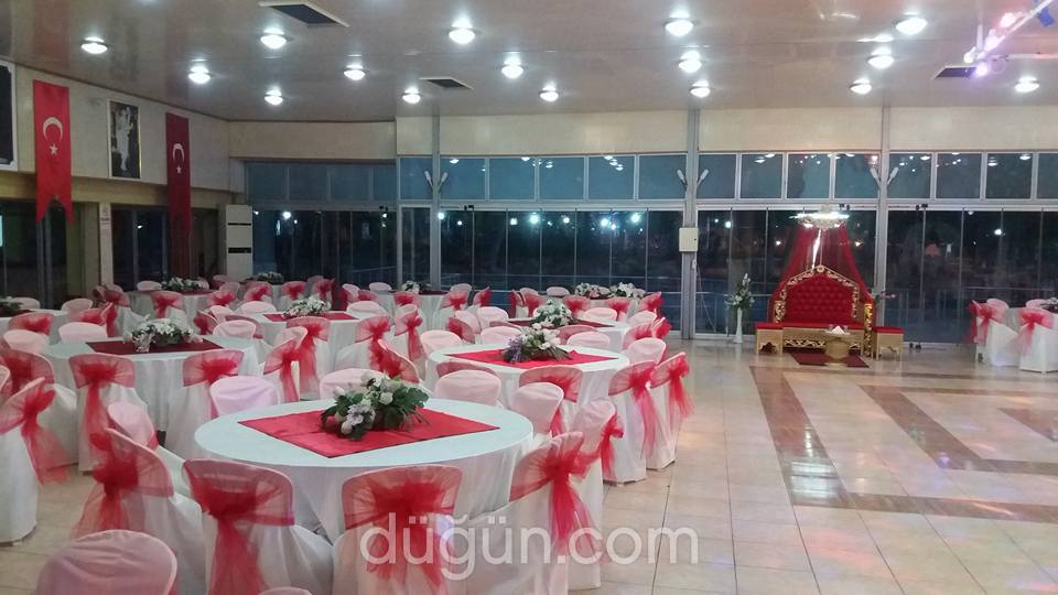 Dörtyol Atatürk Parkı Düğün Salonu