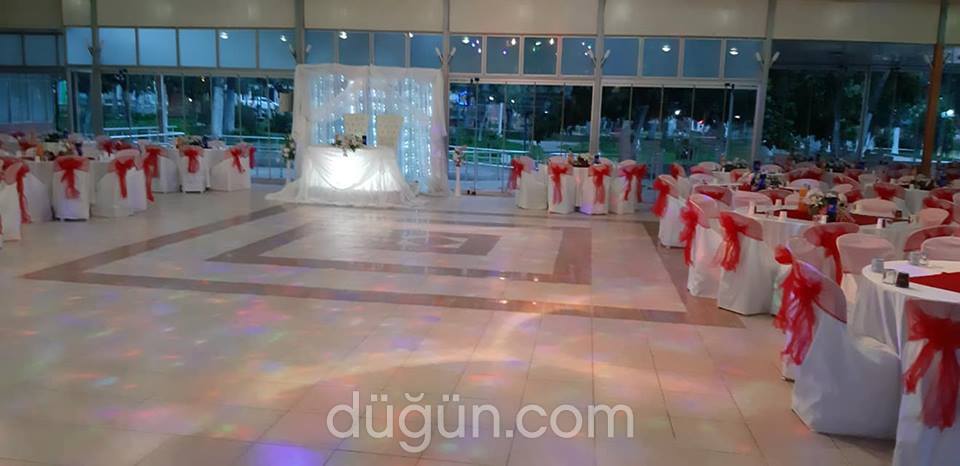 Dörtyol Atatürk Parkı Düğün Salonu
