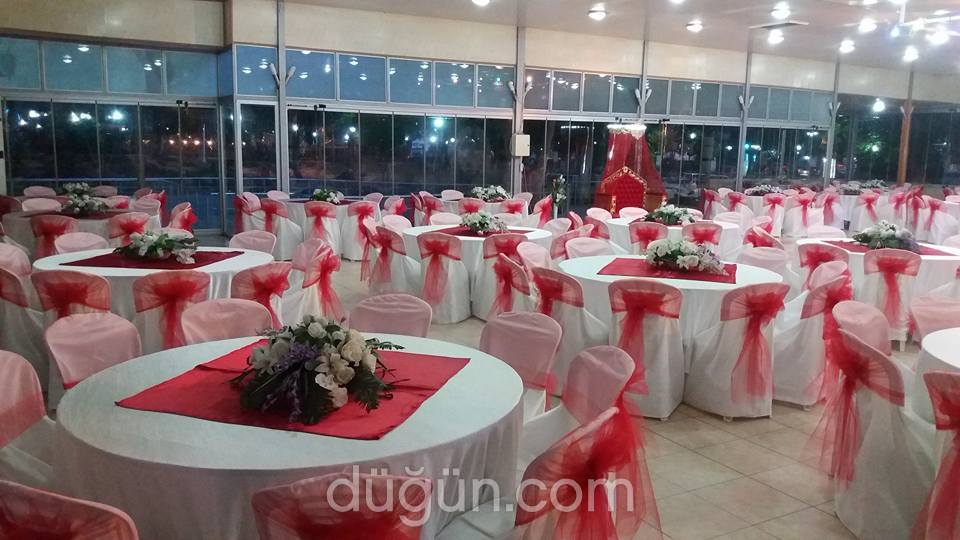 Dörtyol Atatürk Parkı Düğün Salonu