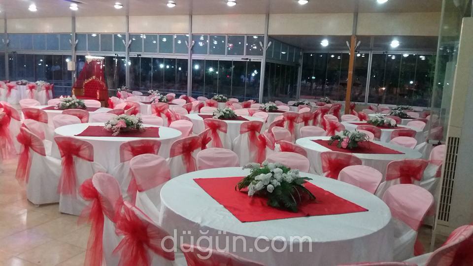 Dörtyol Atatürk Parkı Düğün Salonu