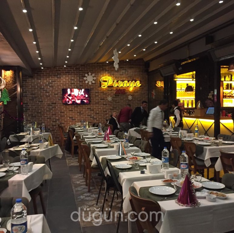 Piraye Restaurant