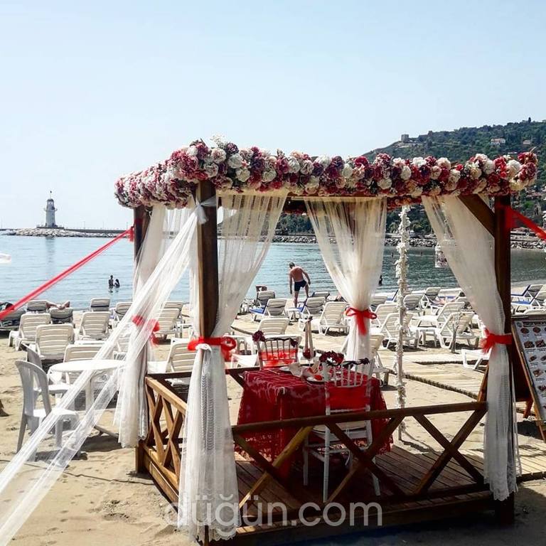 Sorti by Neşe Beach