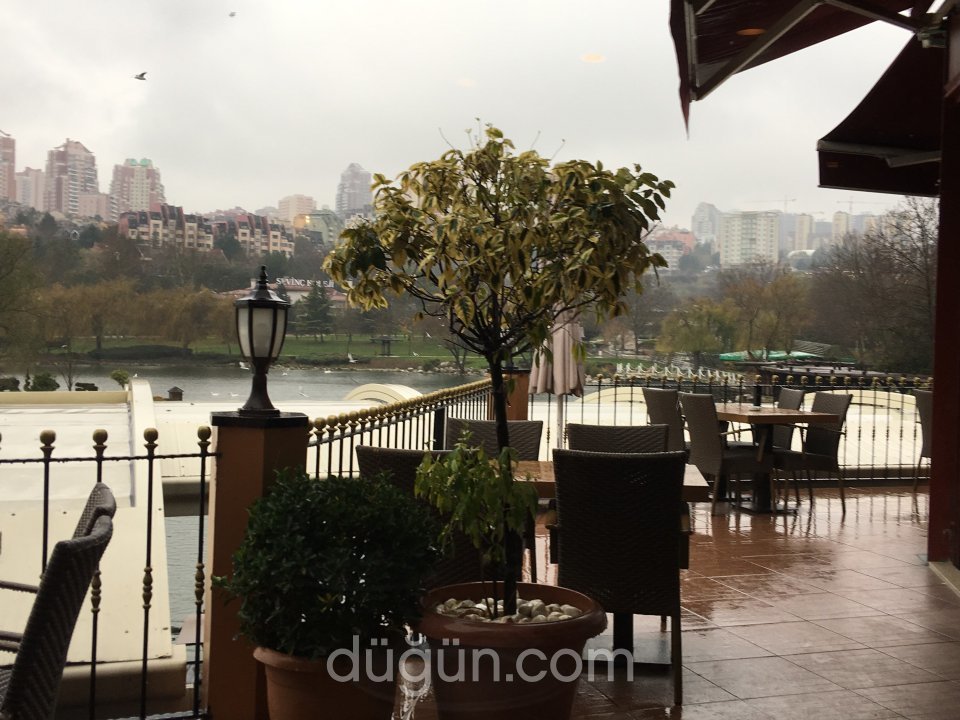 Bahçeşehir Gölet Balık