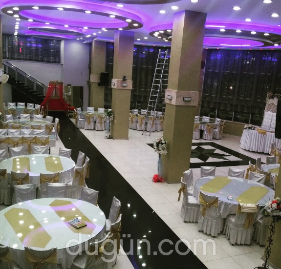 Sahra Düğün Sarayı