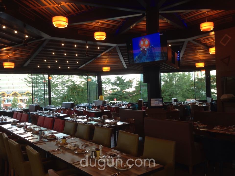 Clemence Cafe & Restaurant