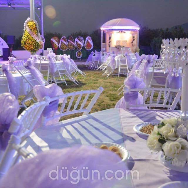 Gümüş Garden Kır Düğünü