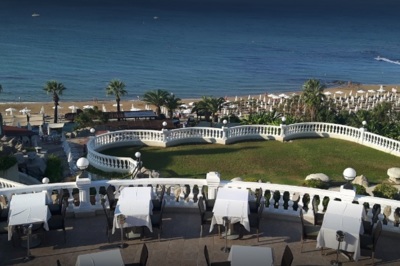 Crystal Sunrise Queen Luxury Resort