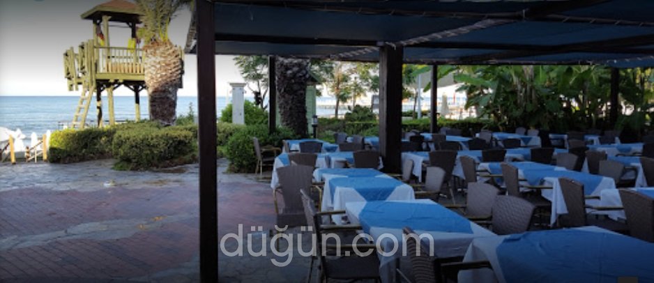 Crystal Sunrise Queen Luxury Resort