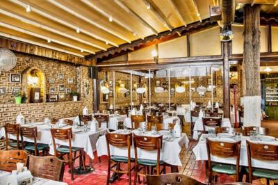 Piraye Taş Plak Restaurant