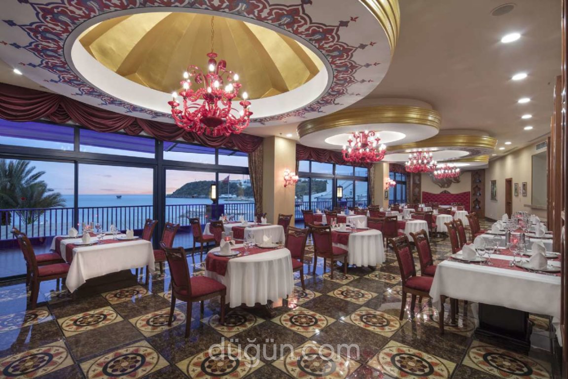 Granada Luxury Okurcalar