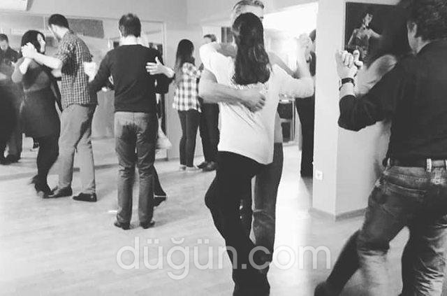 İzmir Dance Studio