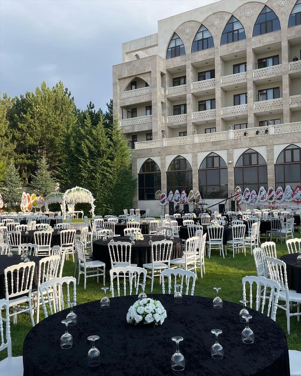 CA Atik Otel Kır Düğün Salonu