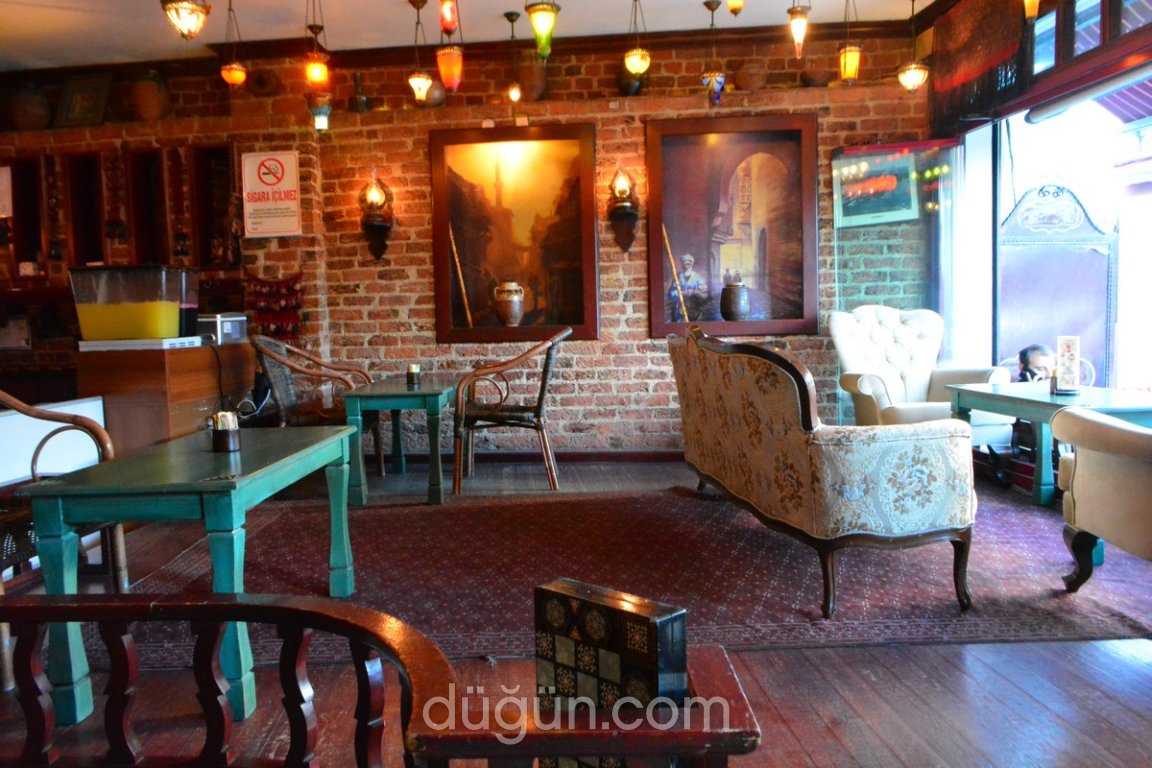Alengir Cafe