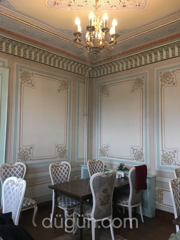 Sarı Köşk Restoran