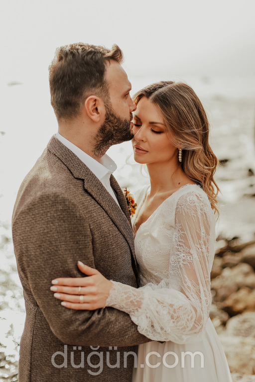 Nazlı Hazar Weddings