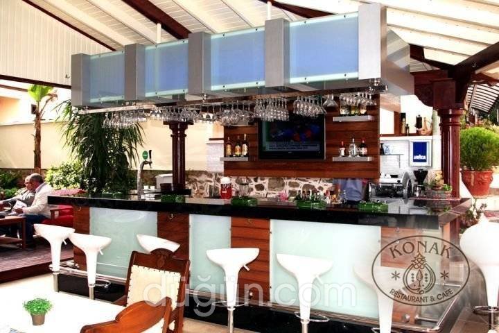 Konak Restaurant & Cafe