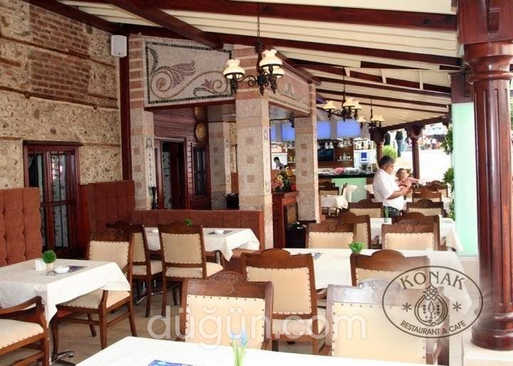Konak Restaurant & Cafe