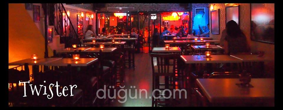 Twister Pub