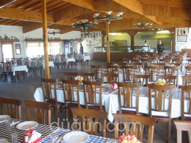 Caravan Camping Kır Düğünü