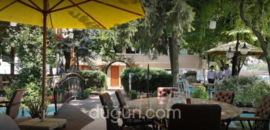 Zeynel İnegöl Köftecisi