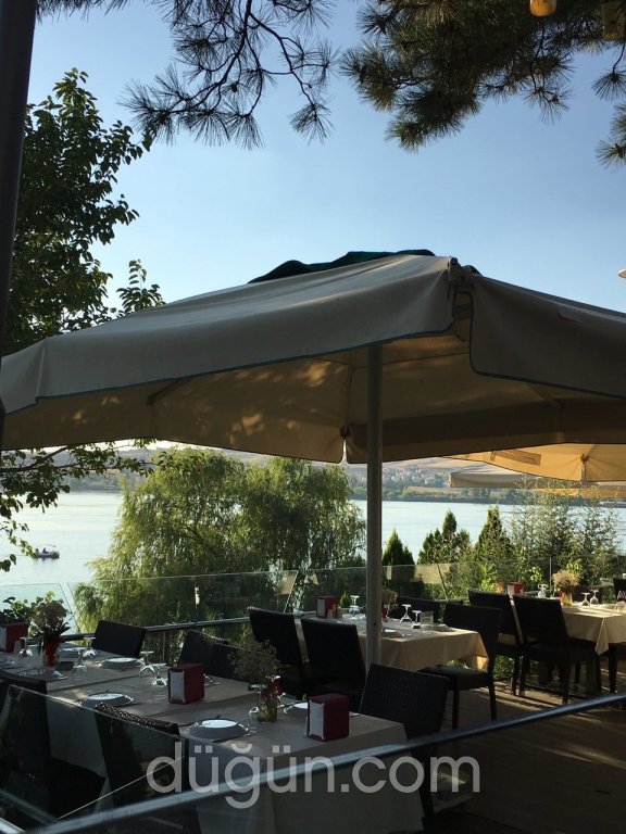 Avukat Özdemir Özok Sosyal Tesisi