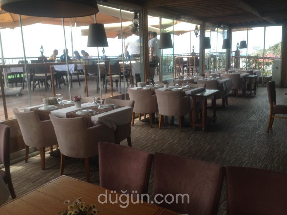 Kristal Cafe Restaurant