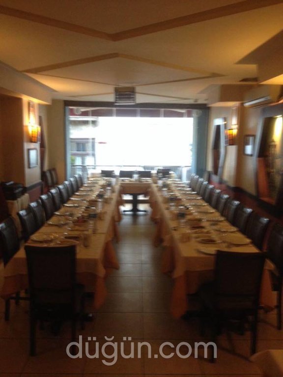 As Pera Restaurant