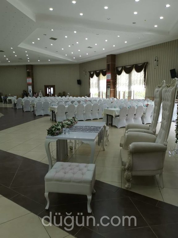 Gölcük Belediyesi Kongre Sarayı