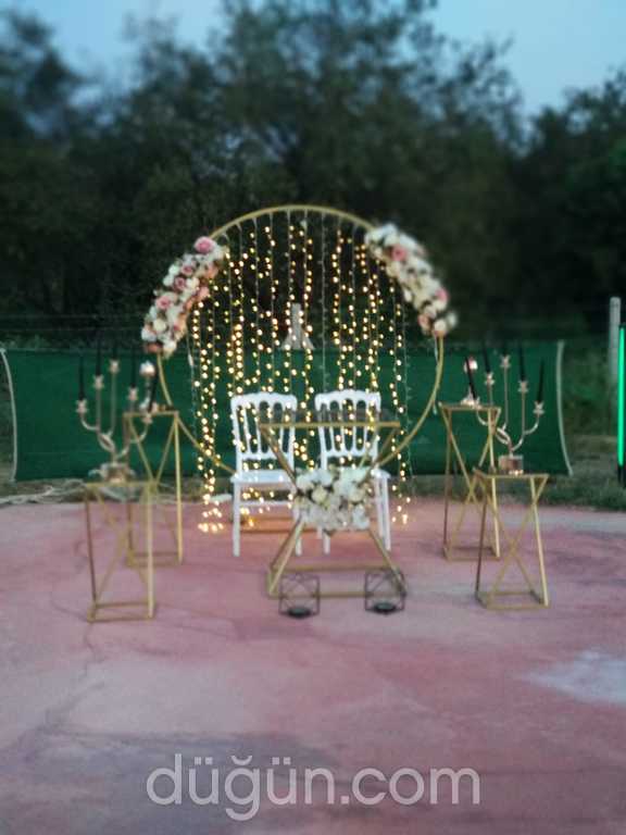 Begonvil Cafe & Kır Bahçesi